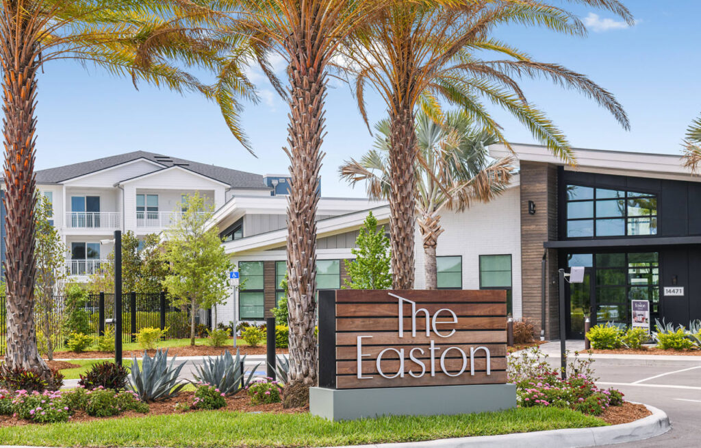 the-easton-review-6784-web
